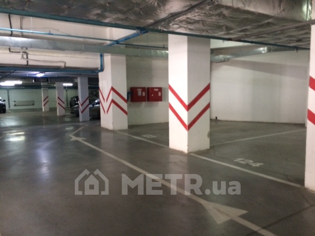 Фото места в подземном паркинге, г. Одесса, паркінг, бульвар Французский (20220-1)
