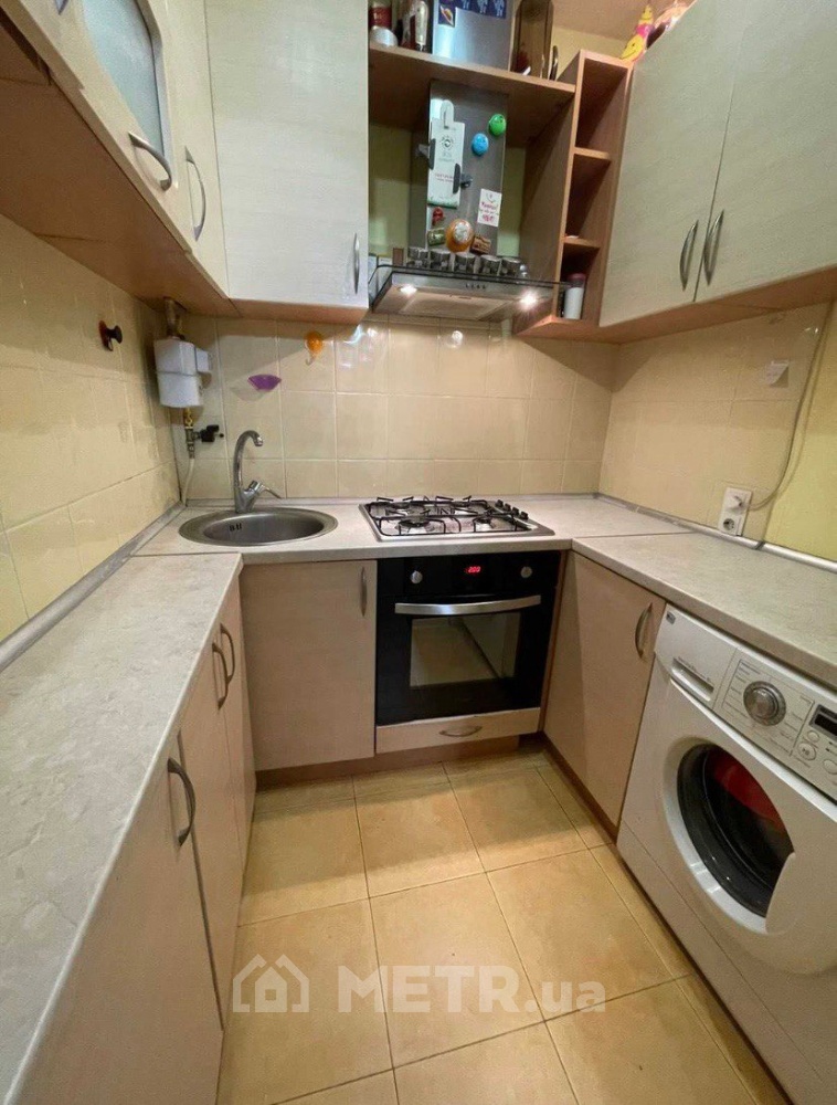 Фото квартиры, г. Одесса, ул. Среднефонтанская 30 (20352-3)