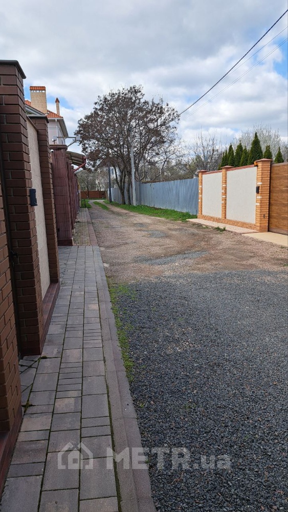 Фото дома, г. Одесса, ул. Таірова 40 (16303-31)