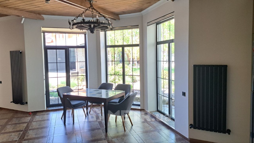 Фото дома, г. Одесса, ул. Таірова 40 (16303-40)