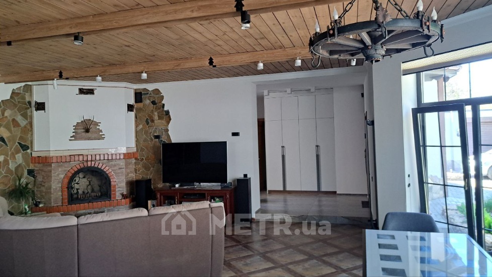 Фото дома, г. Одесса, ул. Таірова 40 (16303-47)