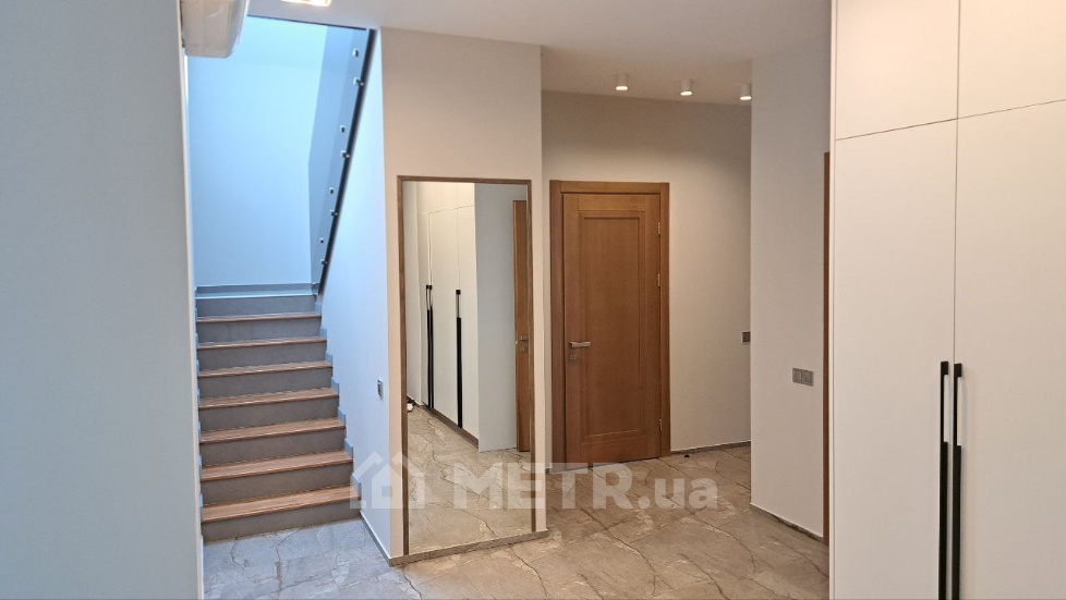 Фото дома, г. Одесса, ул. Таірова 40 (16303-49)