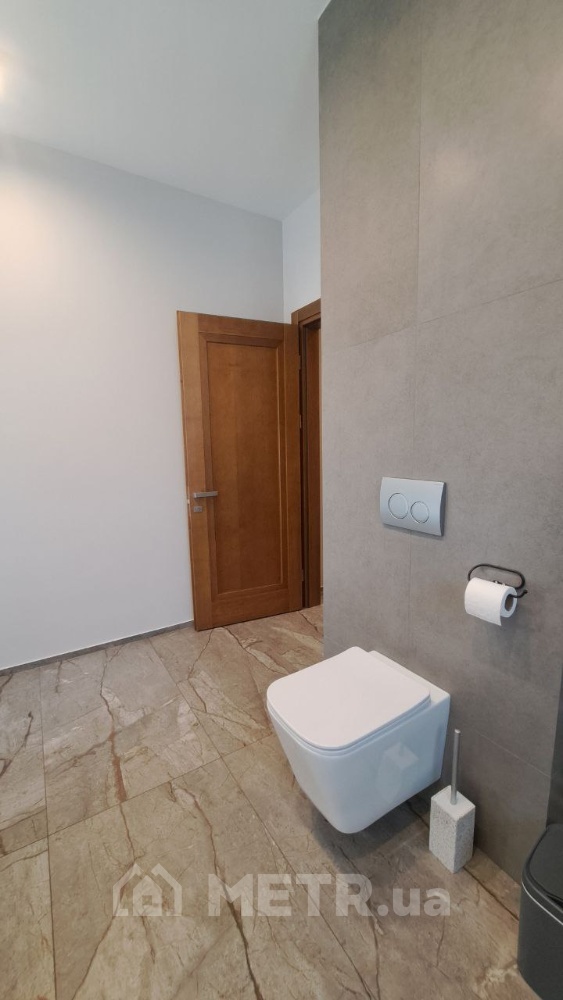 Фото дома, г. Одесса, ул. Таірова 40 (16303-61)