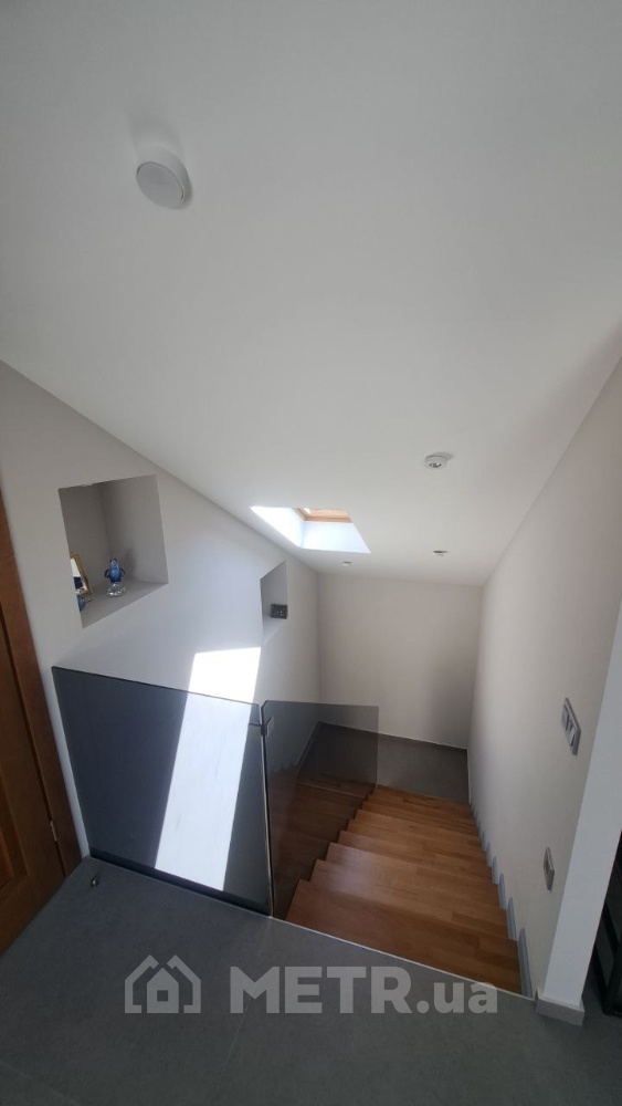 Фото дома, г. Одесса, ул. Таірова 40 (16303-74)