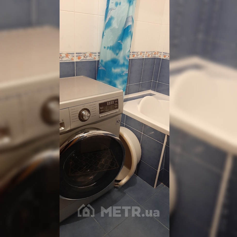 Фото квартиры, г. Черноморск, ул. Парковая 36 (20433-8)