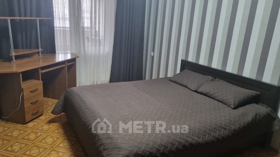 Фото квартиры, г. Черноморск, ул. Парковая 36 (20433-4)