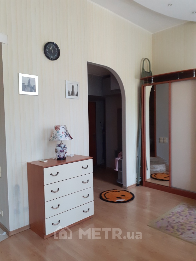 Фото квартиры, г. Одесса, Старосенная Площадь 2 (13575-7)