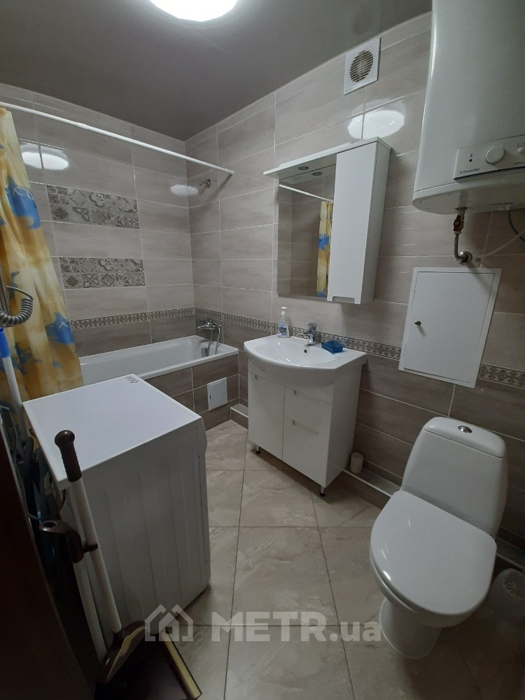 Фото квартиры, г. Черноморск, ул. Парковая 36 (9571-5)