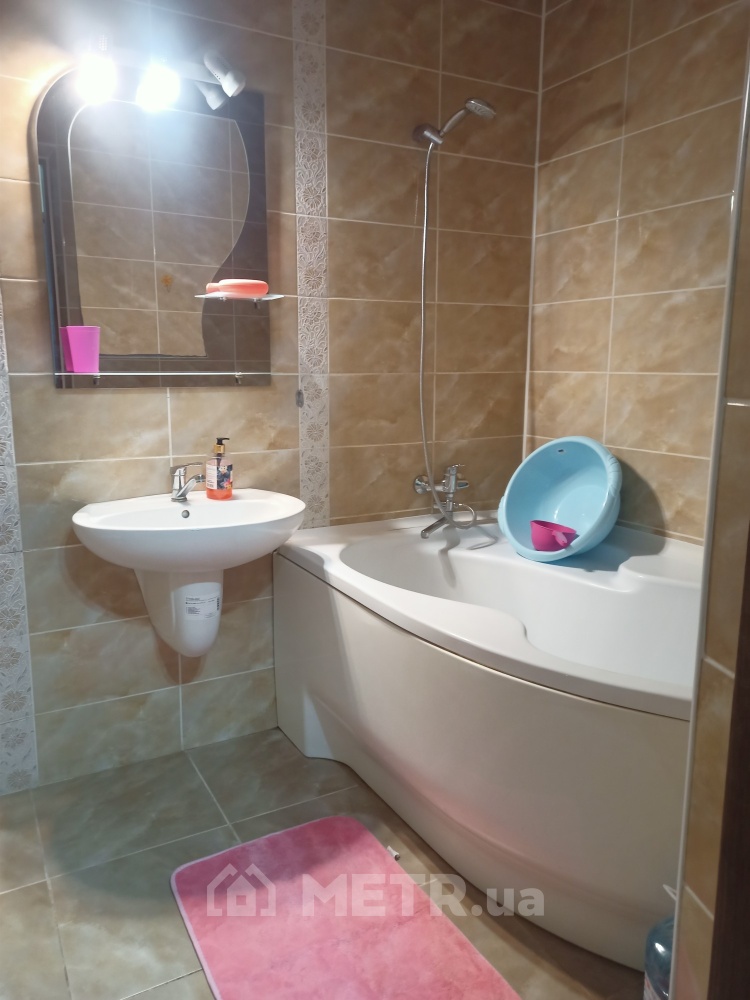 Фото квартиры, г. Черноморск, ул. Парусная 1Д (8882-7)