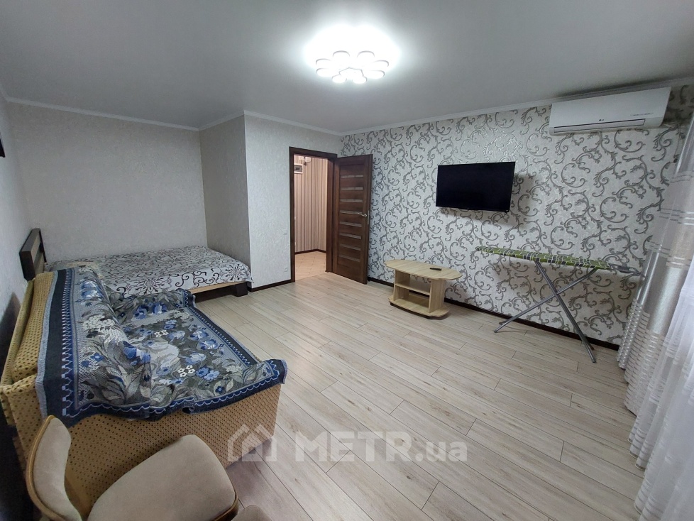 Фото квартиры, г. Черноморск, ул. Парковая 36 (9571-3)