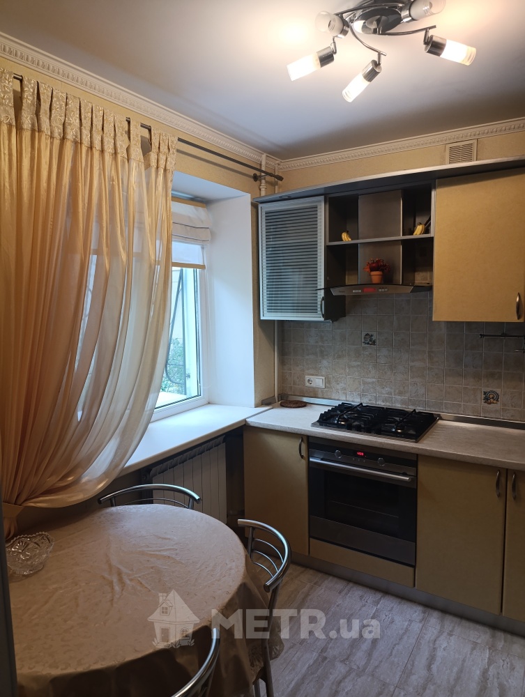 Фото квартиры, г. Черноморск, ул. Парковая 14А (20740-4)