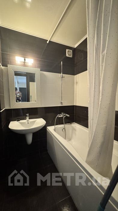 Фото квартиры, г. Одесса, ул. Зоопарковая 8А (20816-8)