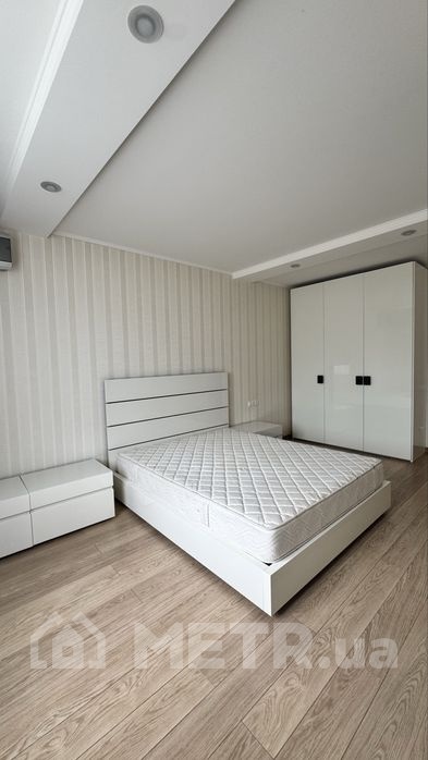 Фото квартиры, г. Одесса, ул. Зоопарковая 8А (20816-4)