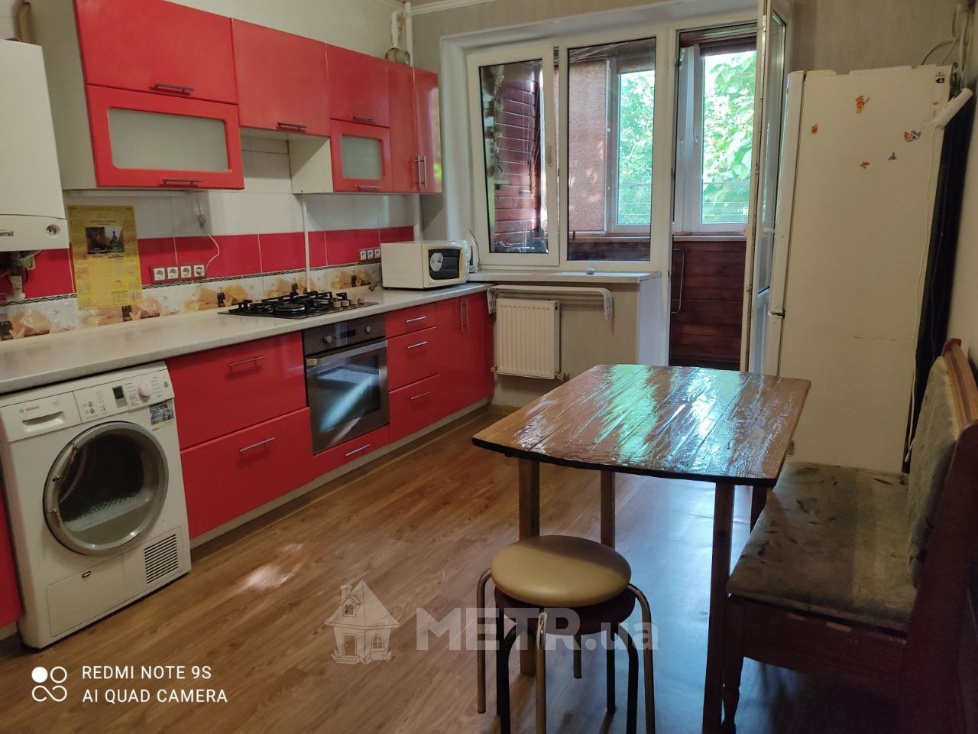 Фото квартиры, г. Черноморск, ул. Парковая 48 (20852-3)