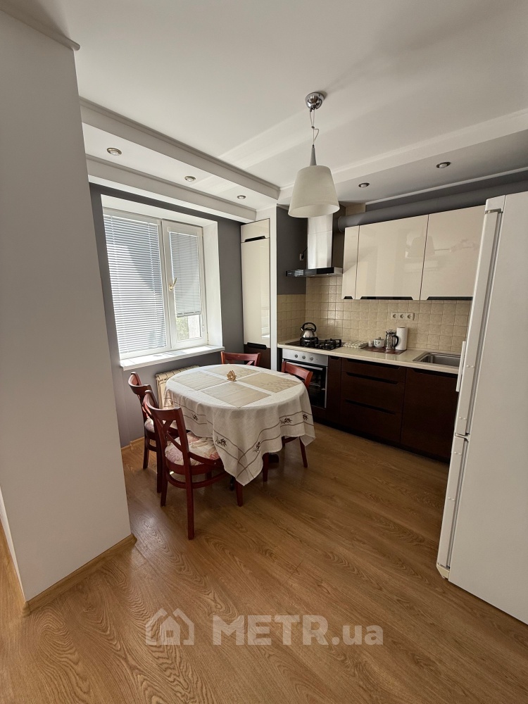 Фото квартиры, г. Черноморск, ул. Радостная 11Б (20862-1)