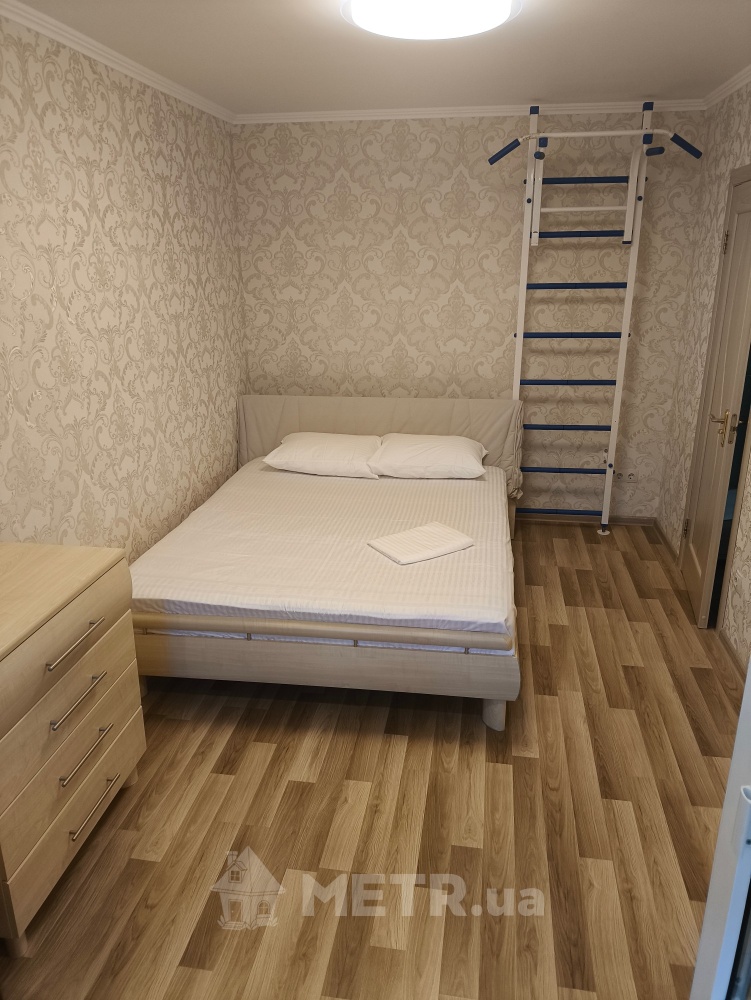 Фото квартиры, г. Черноморск, проспект Мира 32 (20703-5)