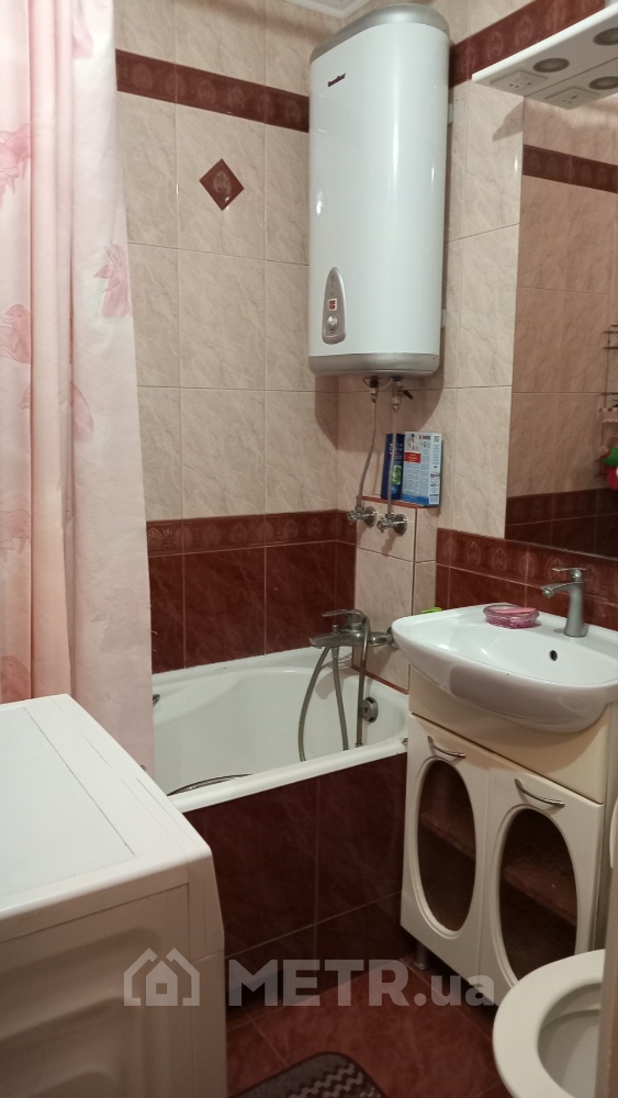 Фото квартиры, г. Черноморск, ул. Парковая 12 (20879-6)