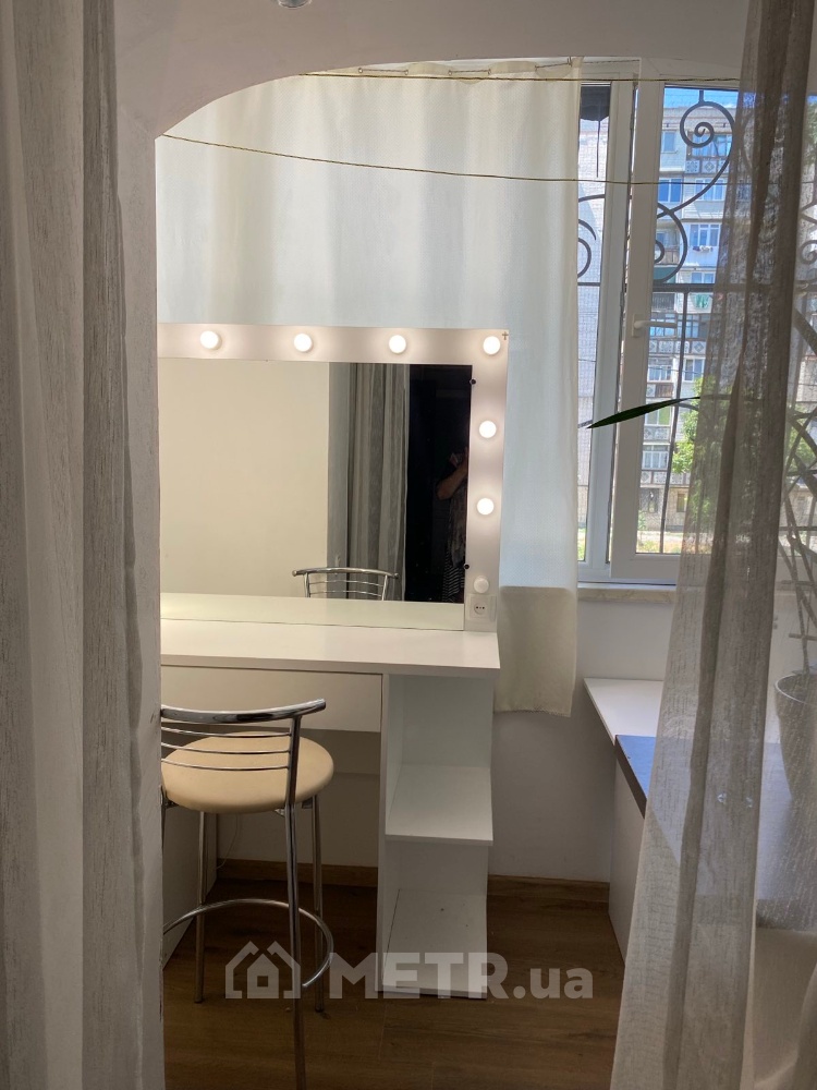 Фото квартиры, г. Черноморск, ул. Александрийская 19 (20935-5)