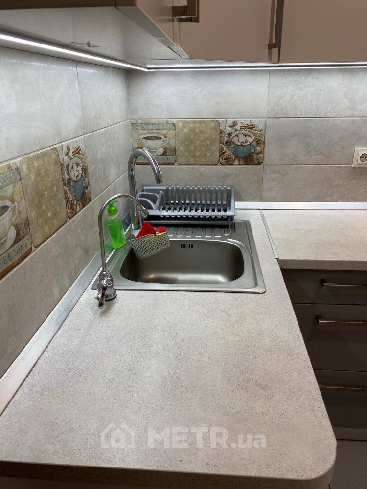 Фото квартиры, г. Черноморск, ул. Александрийская 19 (20935-7)