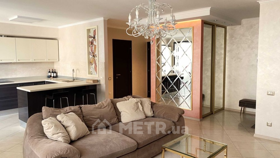 Фото квартиры, г. Одесса, ул. Кленовая 2А (20961-3)