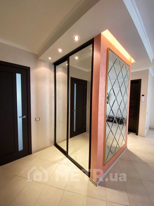 Фото квартиры, г. Одесса, ул. Кленовая 2А (20961-2)