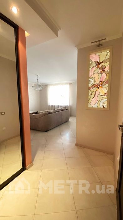 Фото квартиры, г. Одесса, ул. Кленовая 2А (20961-21)