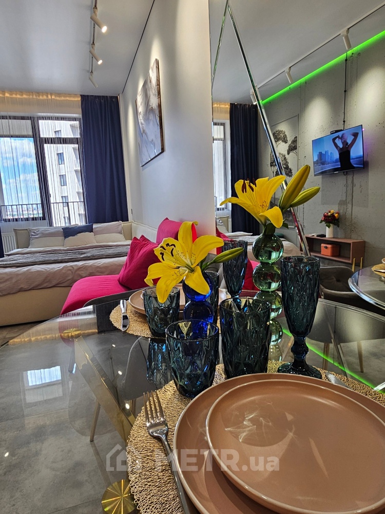 Фото квартиры, г. Одесса, ул. Дача Ковалевского 5 (СТР) (21053-3)