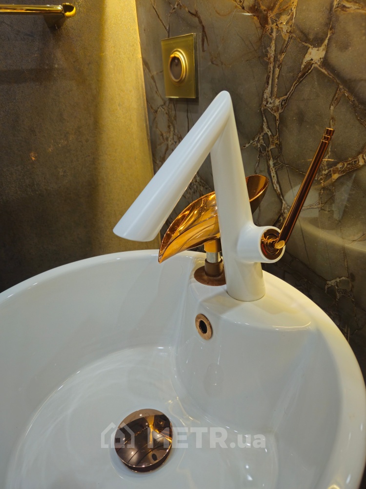 Фото квартиры, г. Одесса, ул. Дача Ковалевского 5 (СТР) (21053-10)