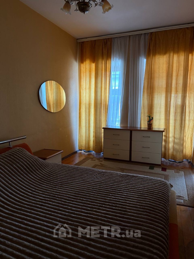 Фото квартиры, г. Одесса, ул. Дерибасовская 1 (21189-2)