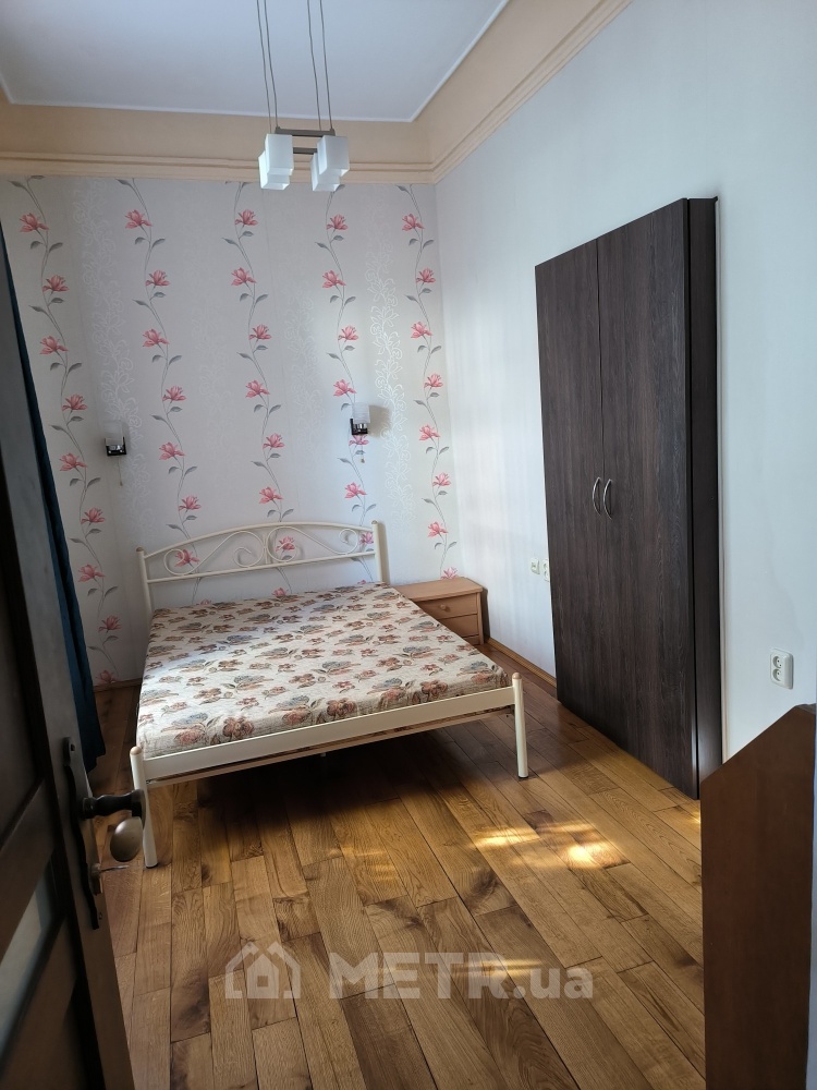 Фото квартиры, г. Одесса, ул. Веры Инбер 7 (21198-3)