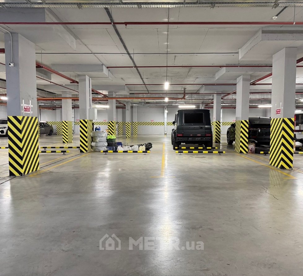 Фото места в подземном паркинге, г. Одесса, 45 Жемчужина, ул. Каманина (21201-3)
