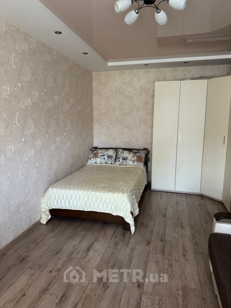 Фото квартиры, г. Черноморск, проспект Мира 23 (560-3)