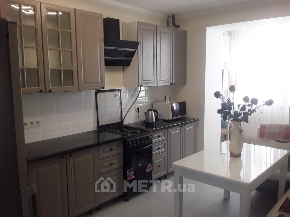 Фото квартиры, г. Черноморск, ул. Лазурная 2Б (21306-1)