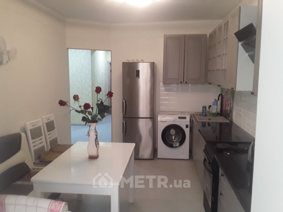 Фото квартиры, г. Черноморск, ул. Лазурная 2Б (21306-3)