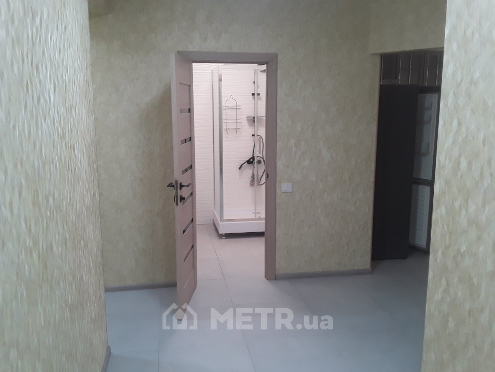 Фото квартиры, г. Черноморск, ул. Лазурная 2Б (21306-10)