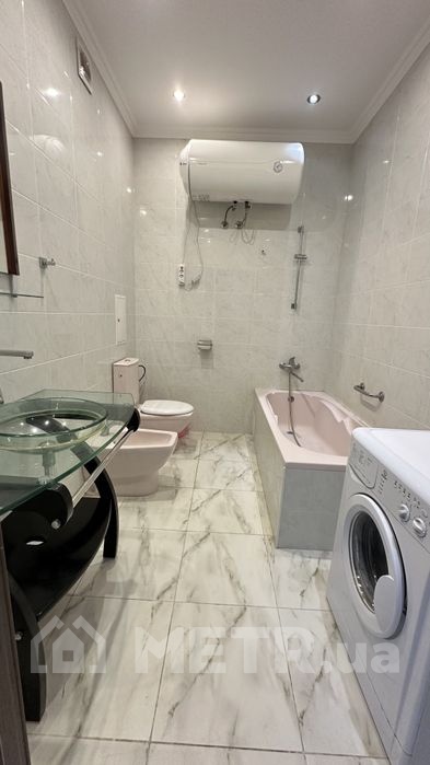 Фото квартиры, г. Черноморск, пер. Хантадзе 4 (21356-5)