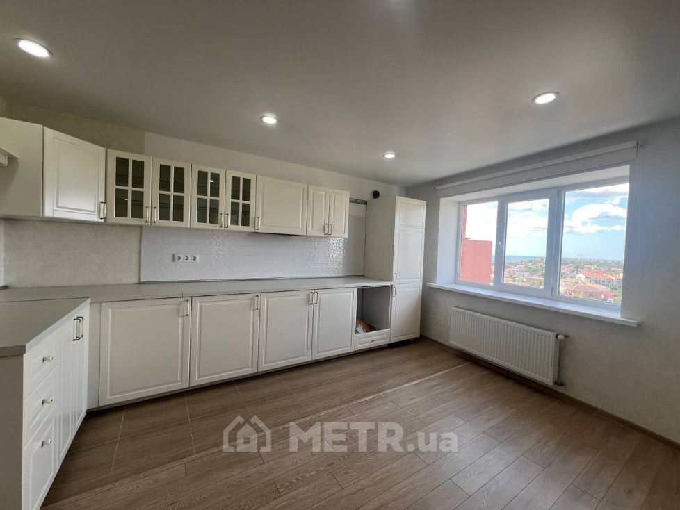 Фото квартиры, г. Черноморск, ул. Парусная 1О (21361-1)