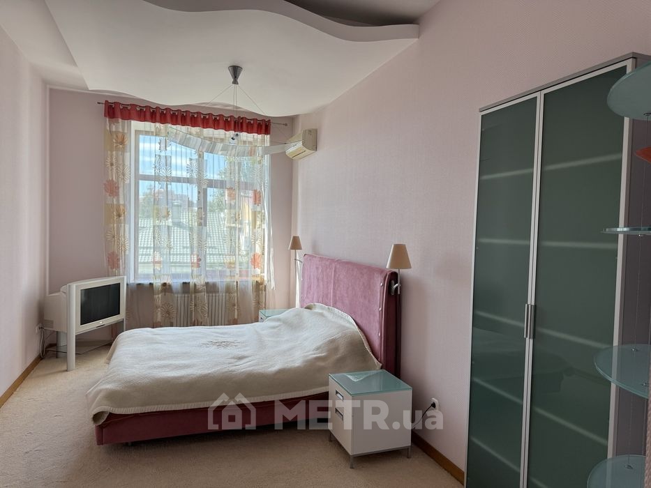 Фото квартиры, г. Одесса, ул. Вице-адмирала Азарова 13 (21374-9)