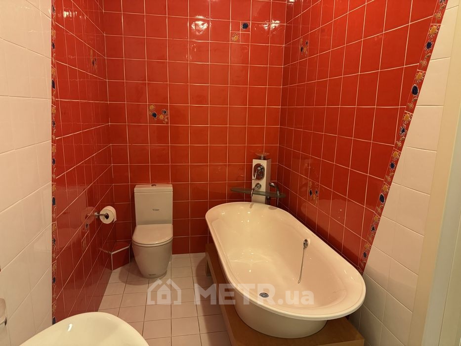 Фото квартиры, г. Одесса, ул. Вице-адмирала Азарова 13 (21374-17)