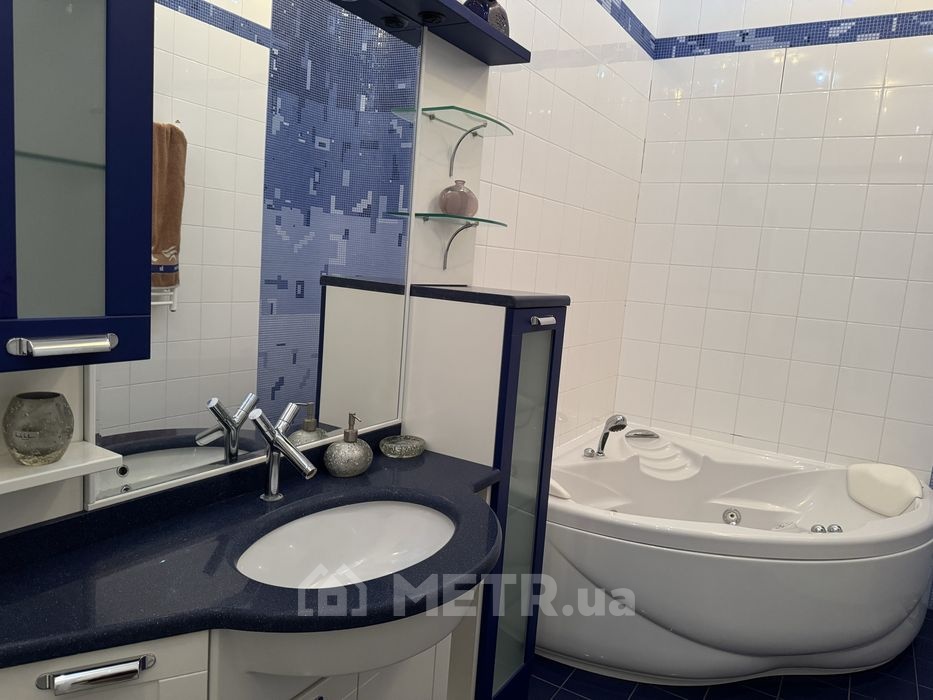 Фото квартиры, г. Одесса, ул. Вице-адмирала Азарова 13 (21374-15)