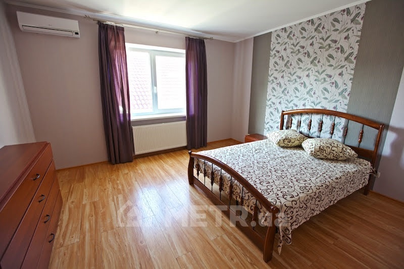 Фото части дома, г. Одесса, ул. Вірьского 32 (20701-4)