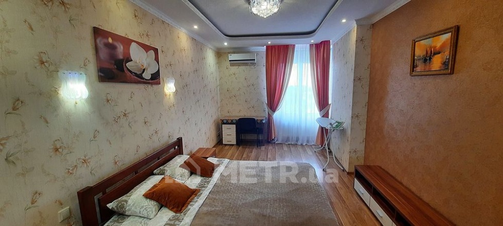 Фото квартиры, г. Одесса, ул. Среднефонтанская 19Б (21378-2)