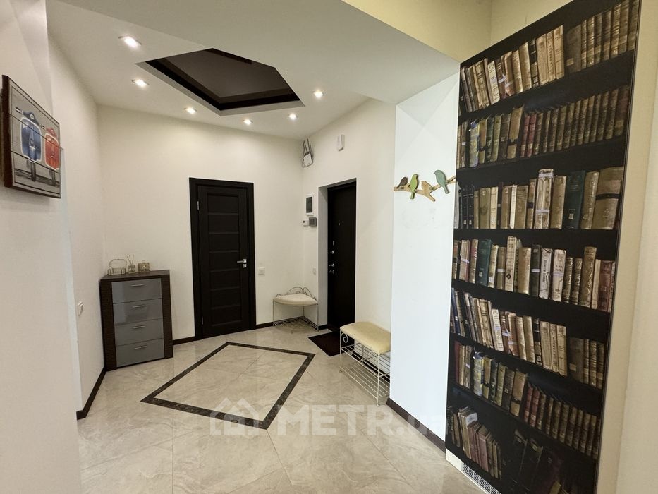 Фото квартиры, г. Черноморск, пер. Хантадзе 3 (21382-12)