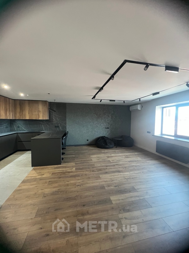 Фото квартиры, г. Черноморск, ул. Парусная 1О (21449-3)