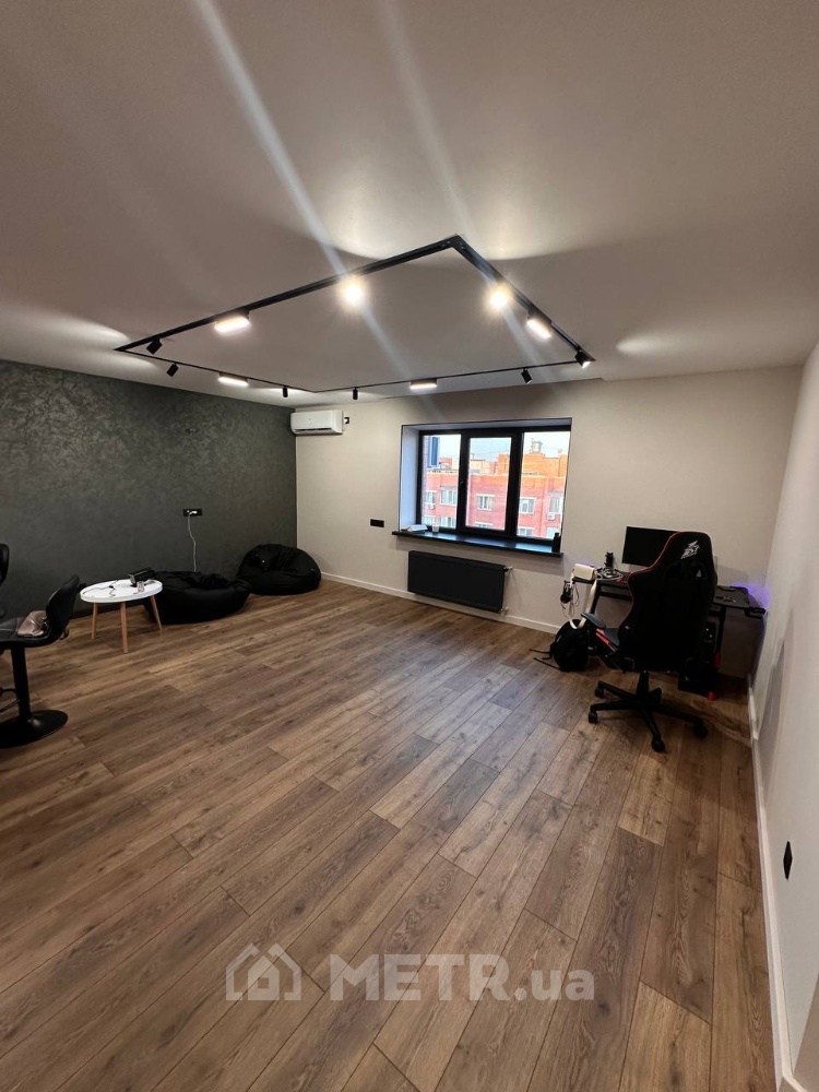 Фото квартиры, г. Черноморск, ул. Парусная 1О (21449-5)