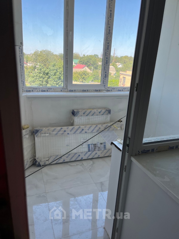 Фото квартири, смт Великодолинське, вул. Маріїнська 9 (21451-7)