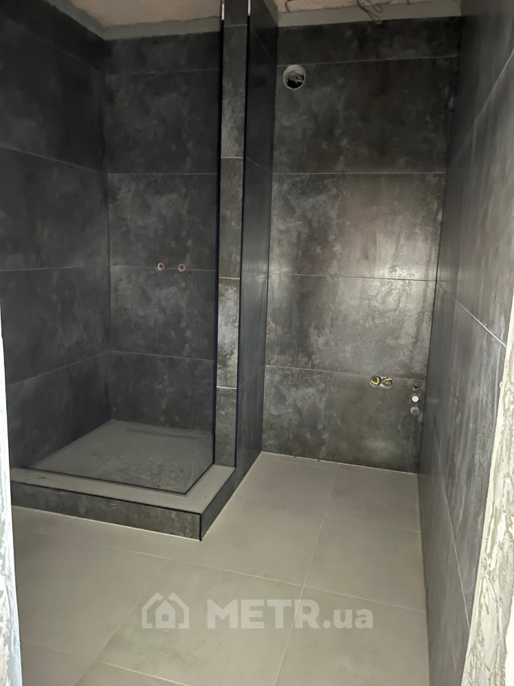 Фото квартири, смт Великодолинське, вул. Маріїнська 9 (21451-9)