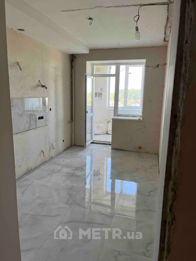 Фото квартири, смт Великодолинське, вул. Маріїнська 9 (21451-2)