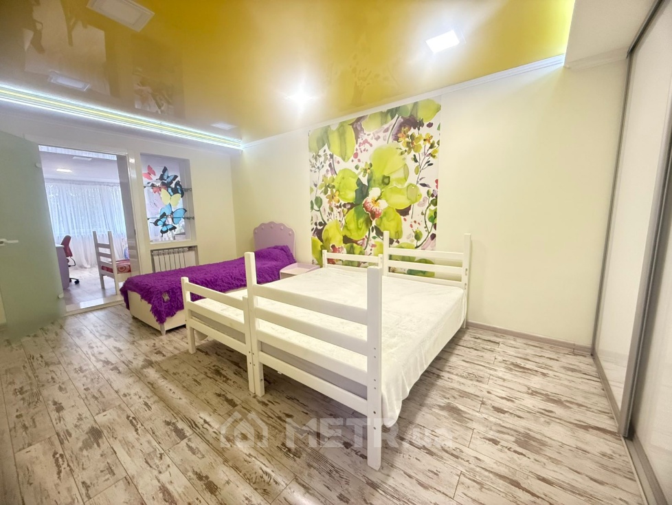 Фото квартиры, г. Черноморск, ул. Лазурная 7 (21465-7)