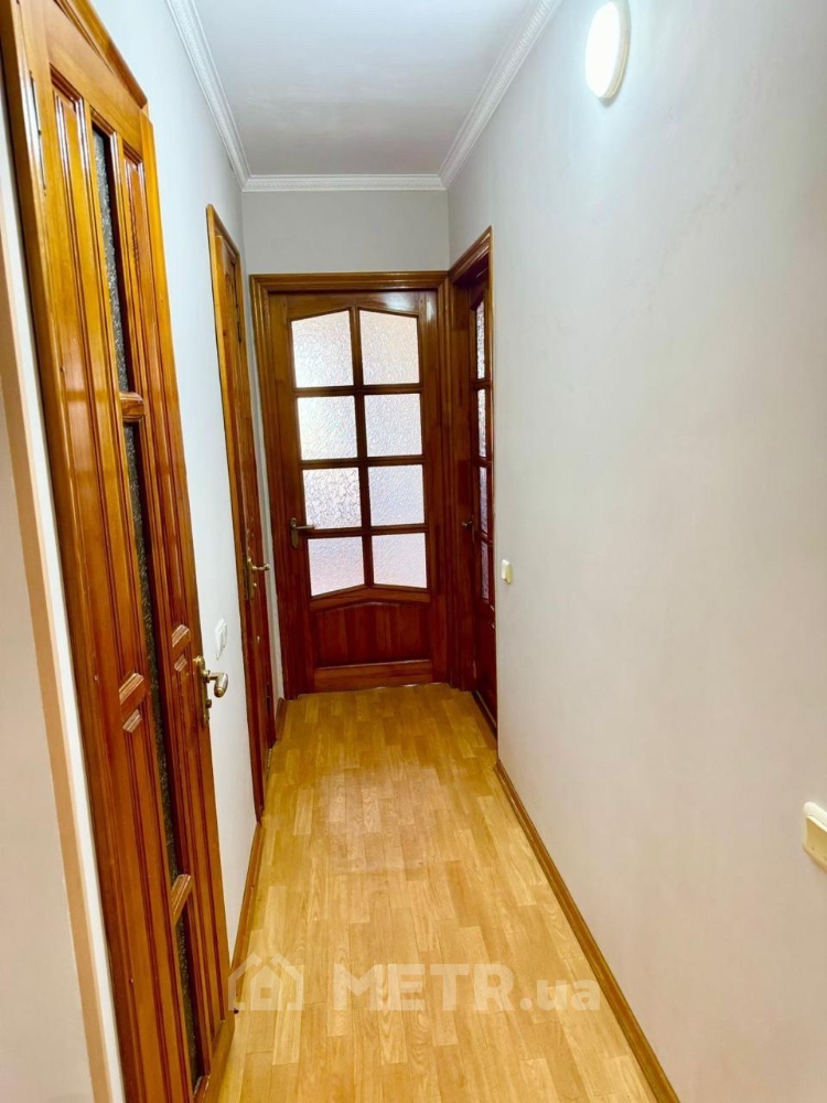 Фото квартиры, г. Черноморск, проспект Мира 35Б (21470-8)